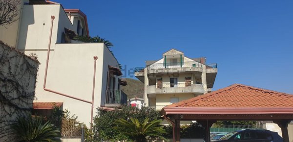 box auto in vendita a Baronissi in zona Saragnano