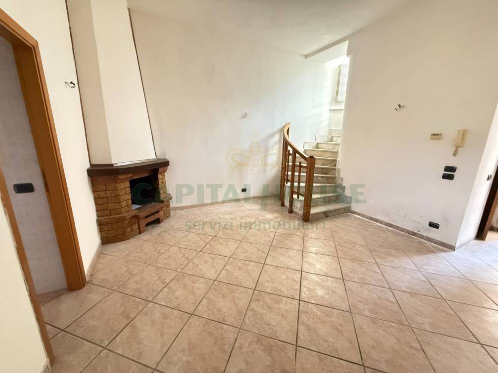 casa indipendente in vendita a Baronissi in zona Orignano
