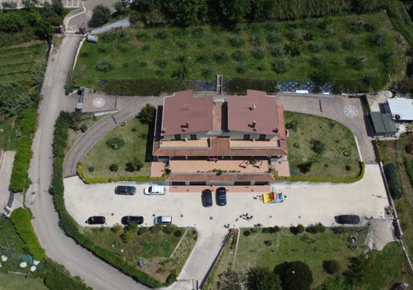 casa indipendente in vendita a Baronissi in zona Antessano