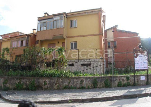 appartamento in vendita a Battipaglia in zona Serroni