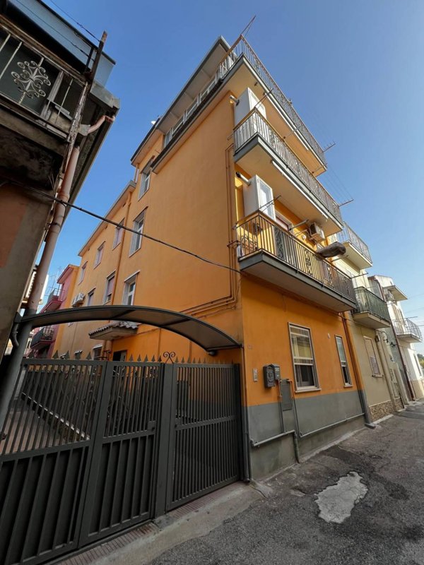 appartamento in vendita a Battipaglia in zona Taverna Maratea