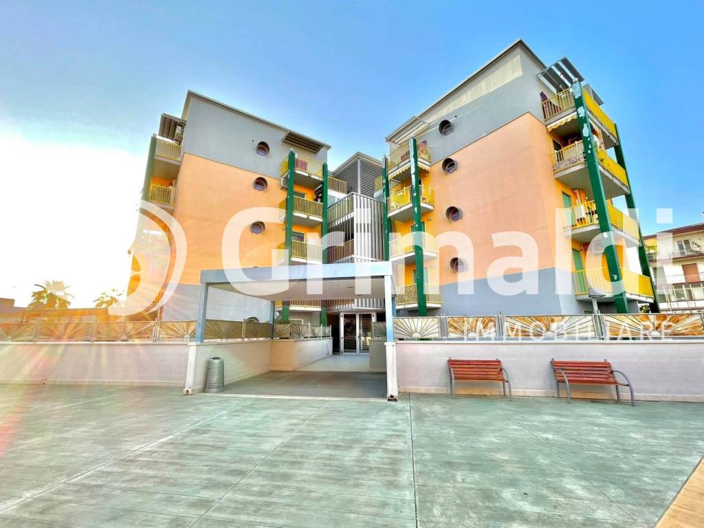 appartamento in vendita a Battipaglia in zona Santa Lucia Inferiore