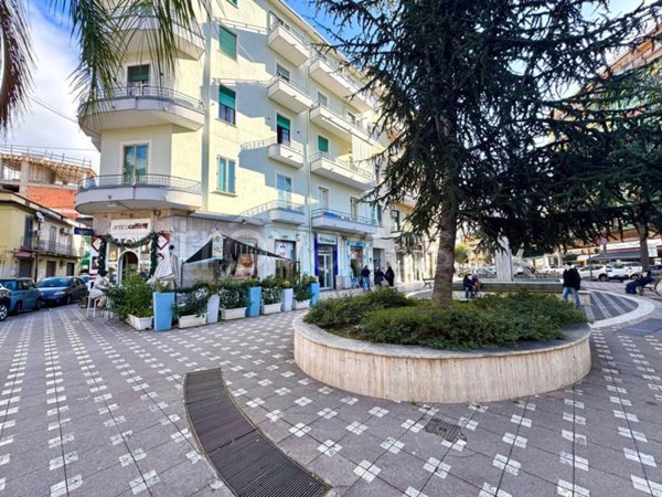 appartamento in vendita a Battipaglia in zona Centro Città