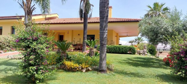 casa indipendente in vendita a Battipaglia