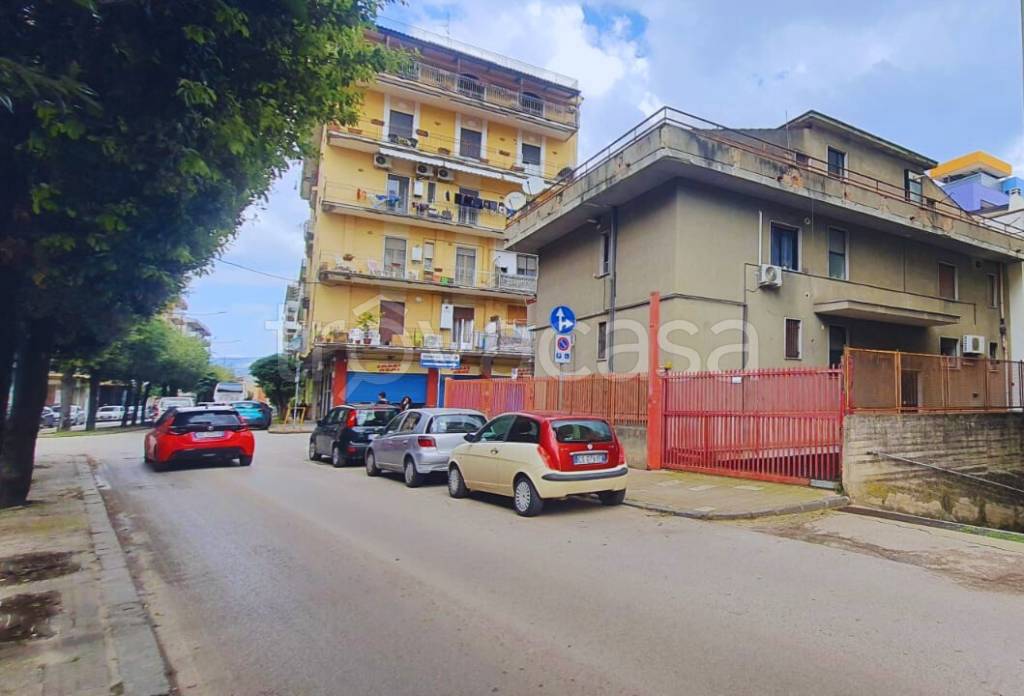 casa semindipendente in vendita a Battipaglia in zona Centro Città