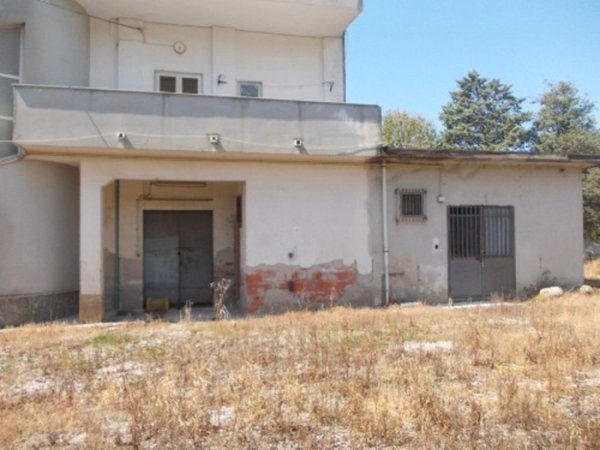 negozio in vendita a Battipaglia