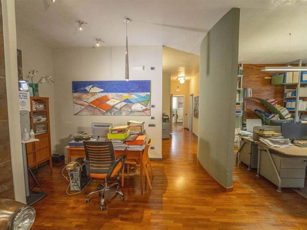 appartamento in vendita a Battipaglia in zona Centro Città