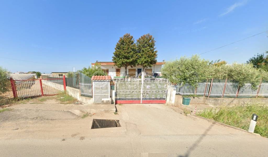 casa indipendente in vendita a Battipaglia in zona Centro Città