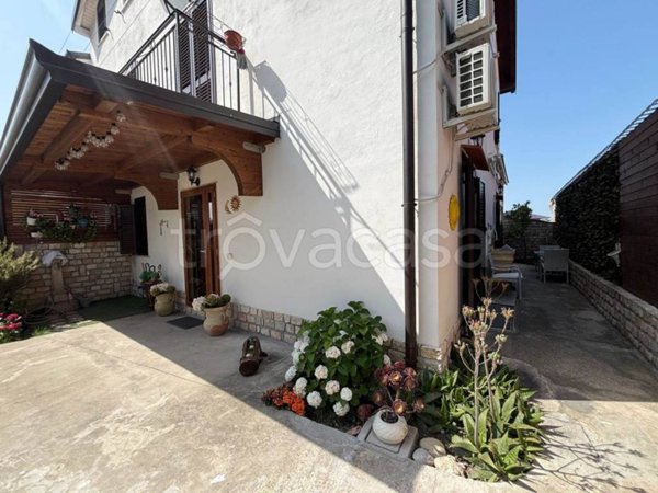 casa indipendente in vendita a Battipaglia
