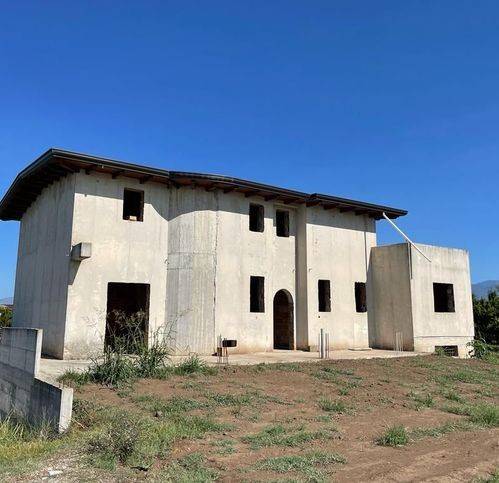 casa indipendente in vendita a Battipaglia