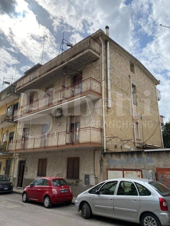 intera palazzina in vendita a Battipaglia