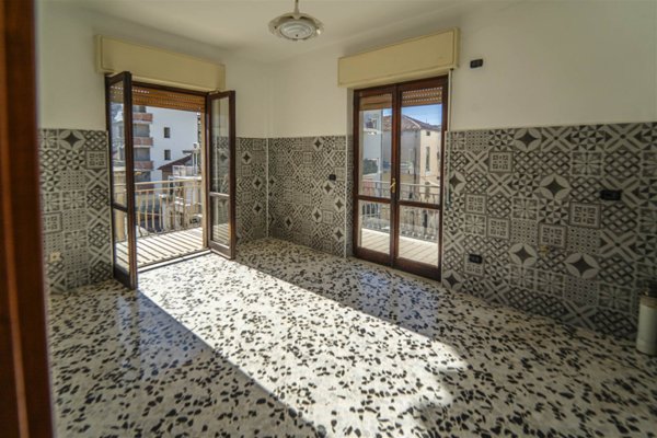 appartamento in vendita a Battipaglia in zona Centro Città