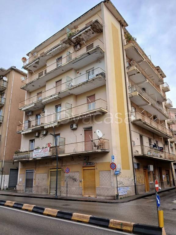 appartamento in vendita a Battipaglia in zona Centro Città