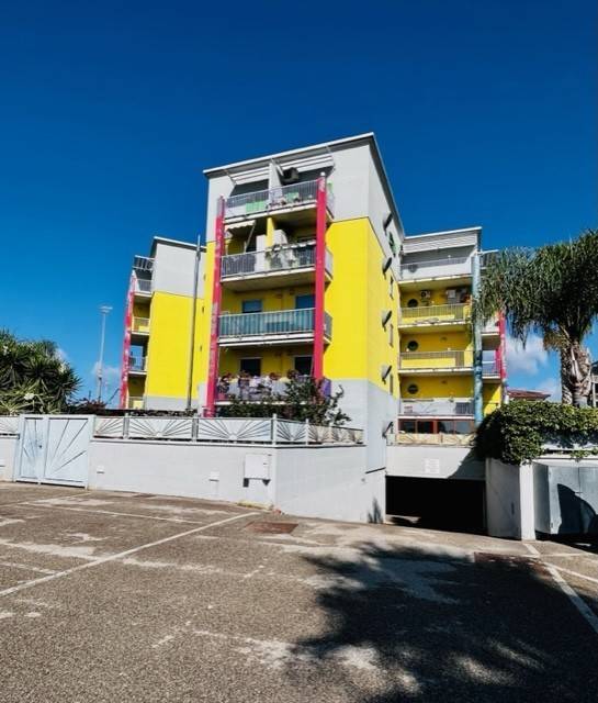 appartamento in vendita a Battipaglia in zona Santa Lucia Inferiore