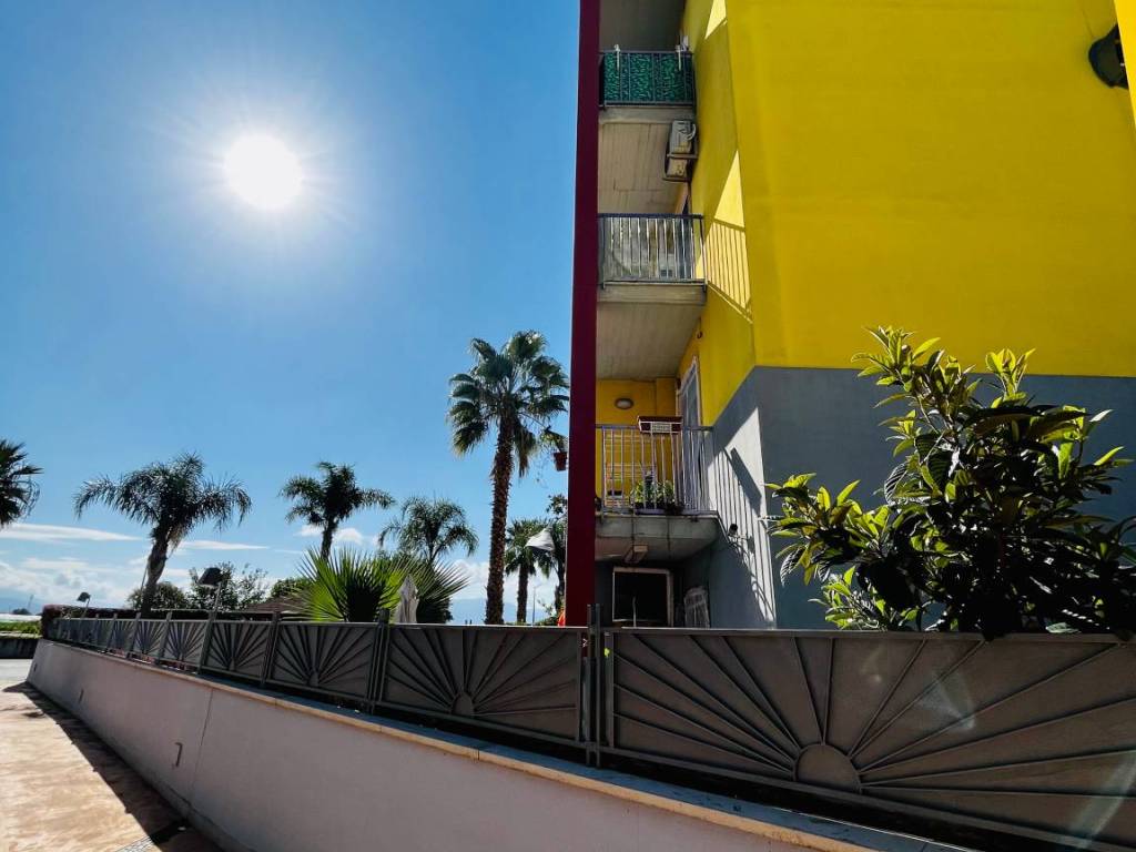 appartamento in vendita a Battipaglia in zona Santa Lucia Inferiore