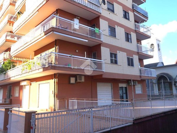 negozio in vendita a Battipaglia