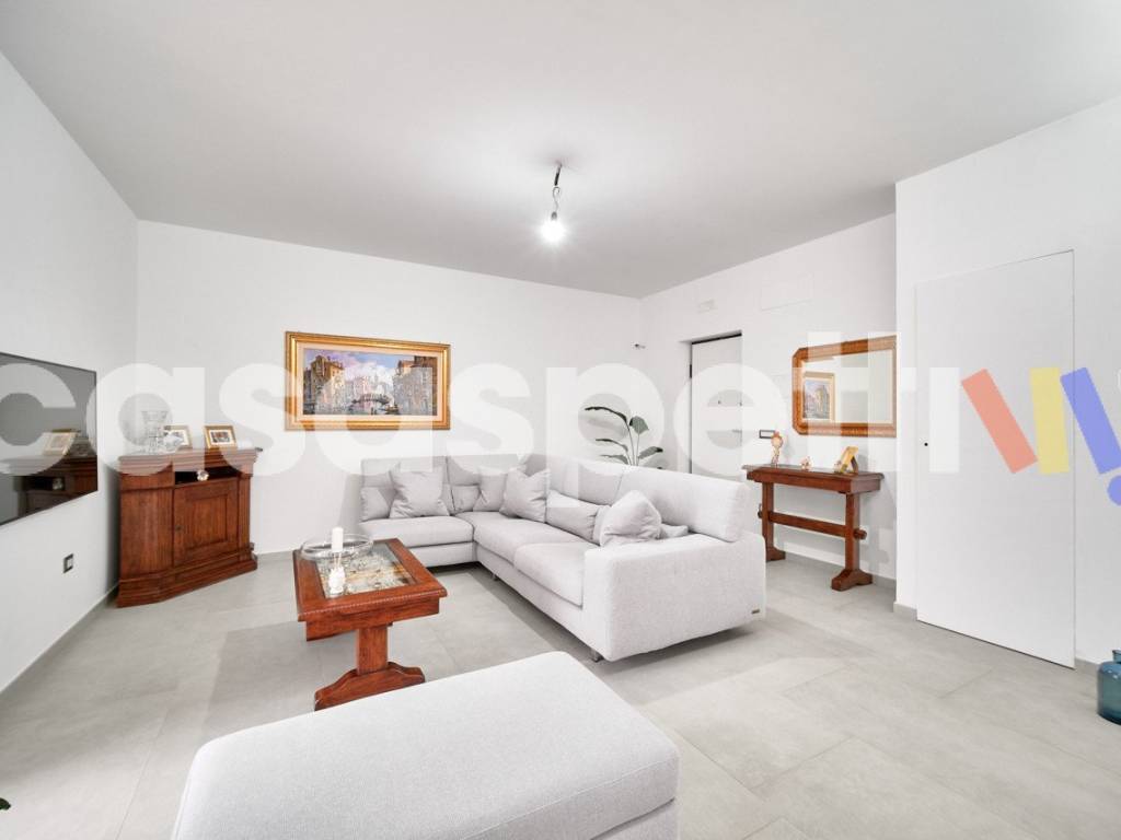 appartamento in vendita a Battipaglia in zona Serroni