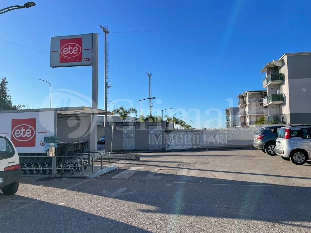 negozio in vendita a Battipaglia