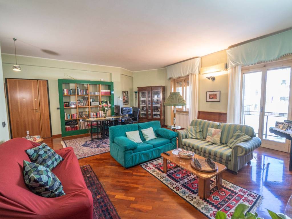 appartamento in vendita a Battipaglia