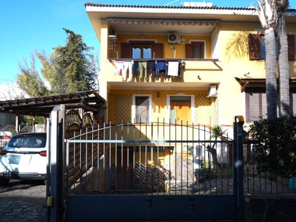 casa indipendente in vendita a Battipaglia