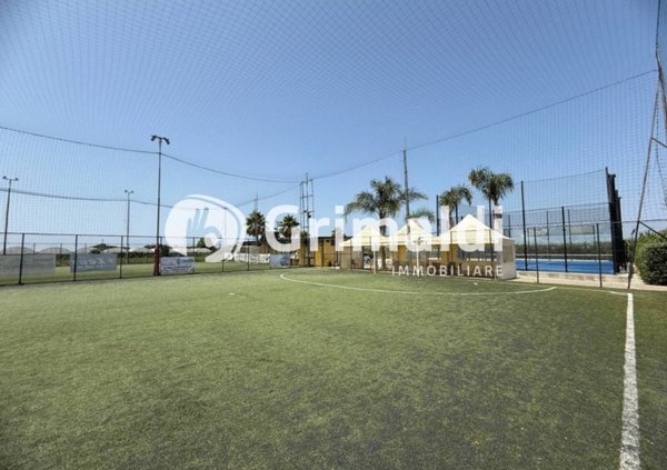 negozio in vendita a Battipaglia