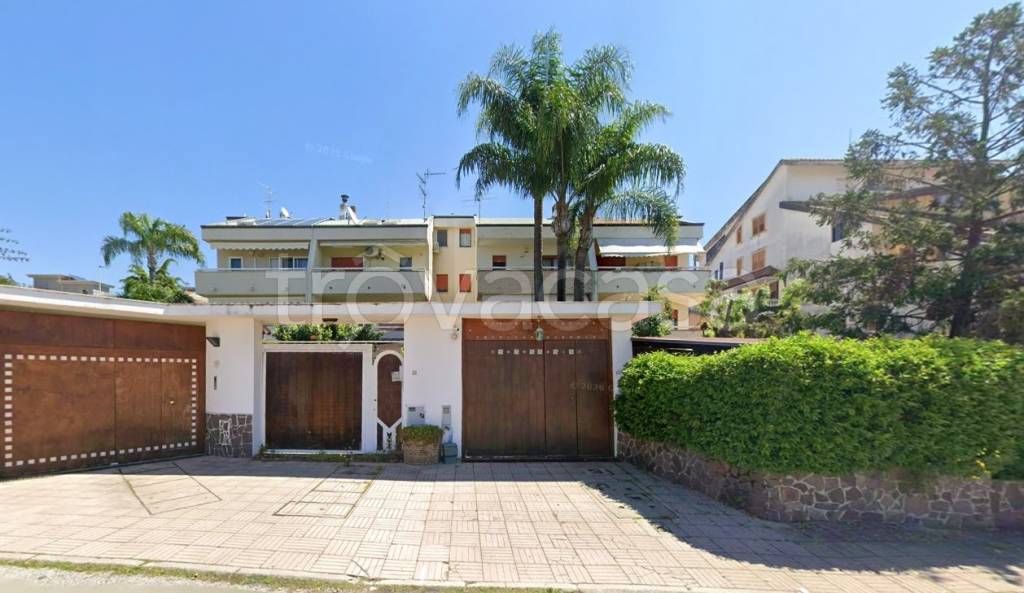 casa indipendente in vendita a Battipaglia in zona Serroni