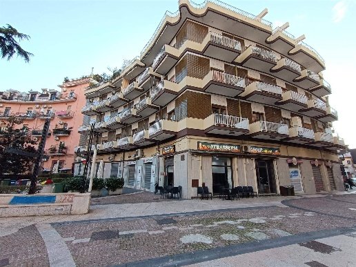 appartamento in vendita a Battipaglia in zona Centro Città