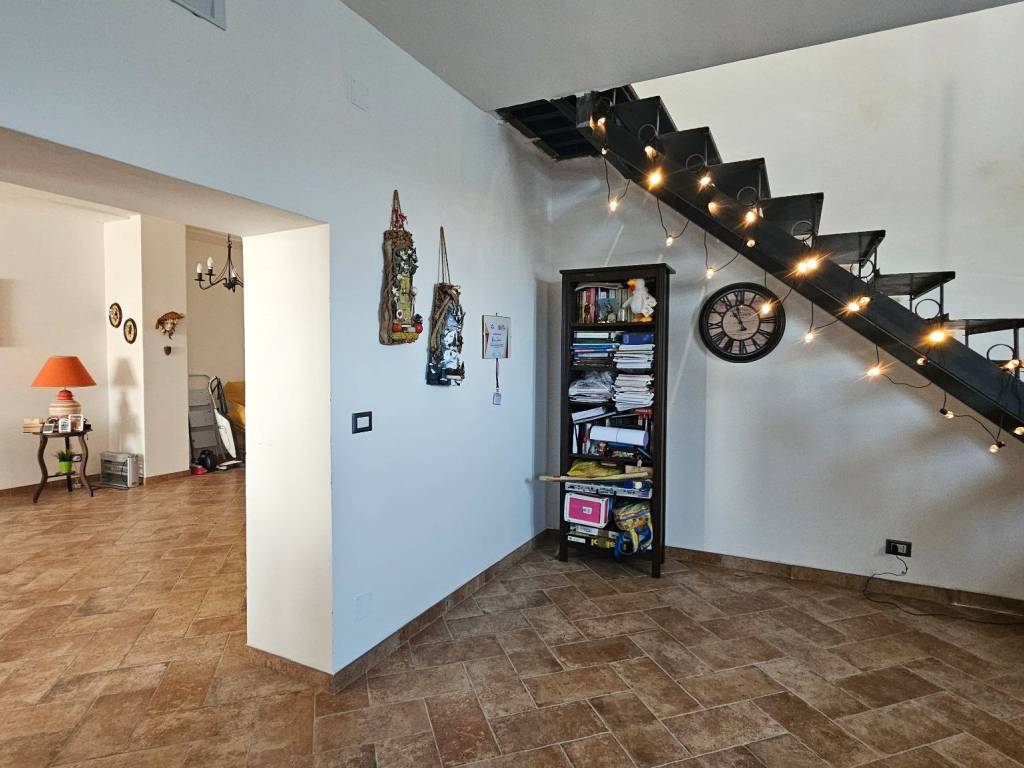 casa indipendente in vendita a Battipaglia