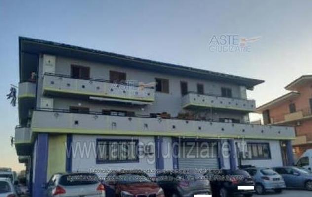 locale commerciale in vendita a Battipaglia