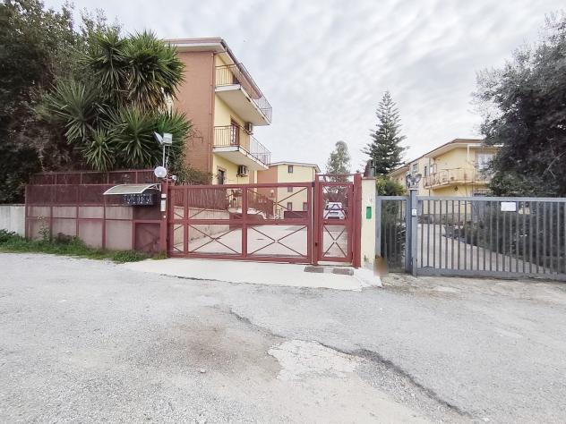 casa indipendente in vendita a Battipaglia in zona Aversana / San Luigi