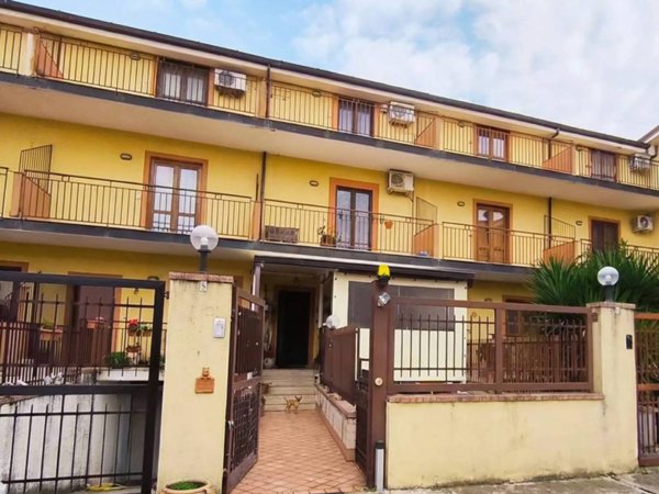 casa indipendente in vendita a Battipaglia in zona Aversana / San Luigi