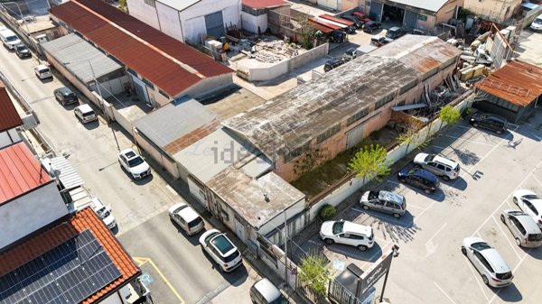 negozio in vendita a Battipaglia