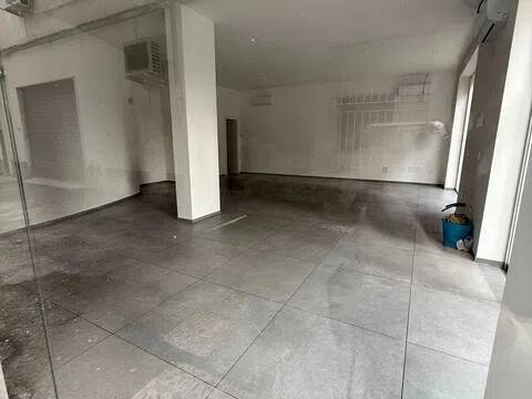negozio in vendita a Battipaglia