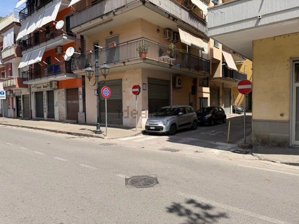 negozio in vendita a Battipaglia
