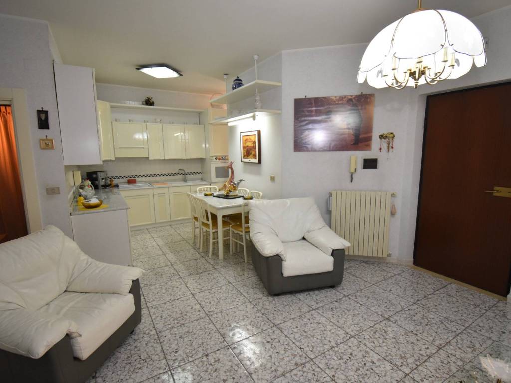 appartamento in vendita a Battipaglia in zona Belvedere