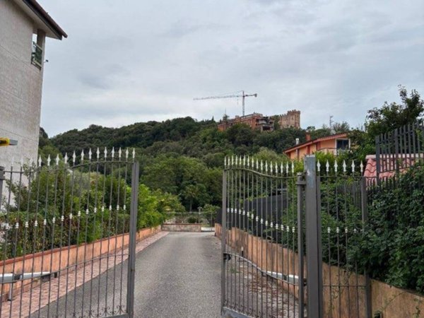 casa indipendente in vendita a Battipaglia in zona Serroni