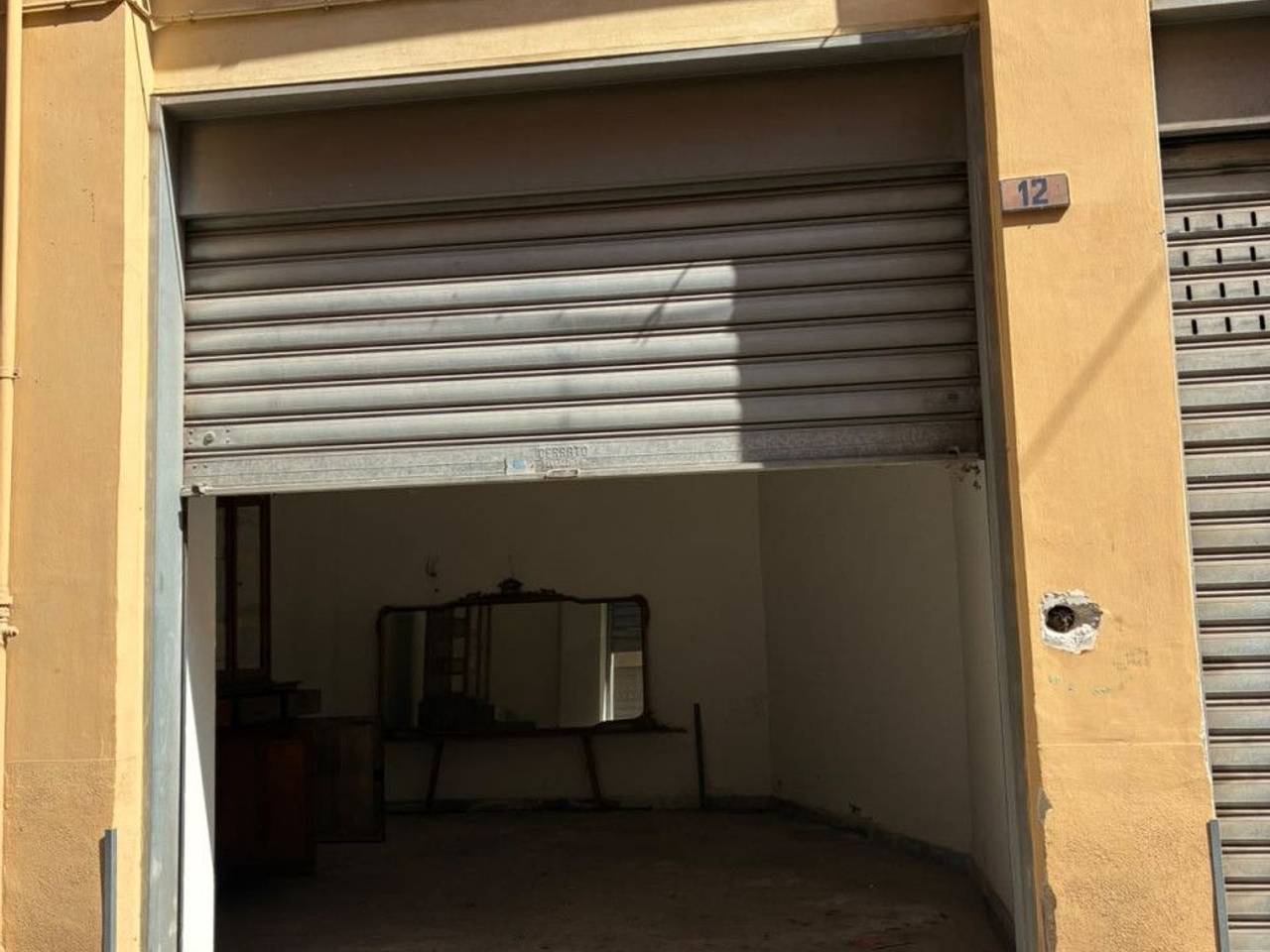 negozio in vendita a Battipaglia in zona Centro Città