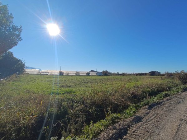 terreno agricolo in vendita a Battipaglia in zona Santa Lucia Inferiore