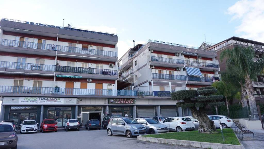 appartamento in vendita a Battipaglia in zona Santa Lucia Inferiore