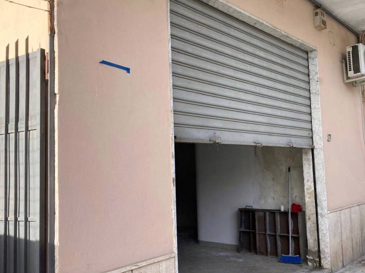 box auto in vendita a Battipaglia in zona Sant'Anna