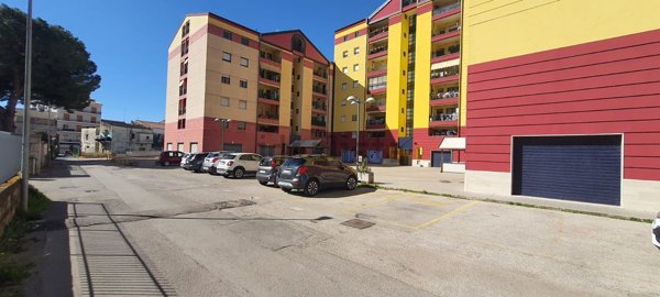 box auto in vendita a Battipaglia in zona Belvedere