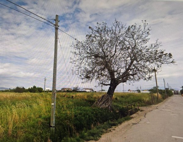 terreno in vendita a Battipaglia in zona Santa Lucia Inferiore