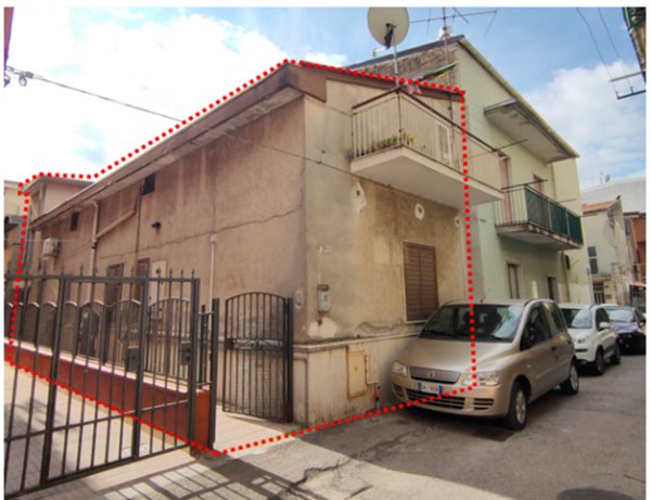 casa indipendente in vendita a Battipaglia
