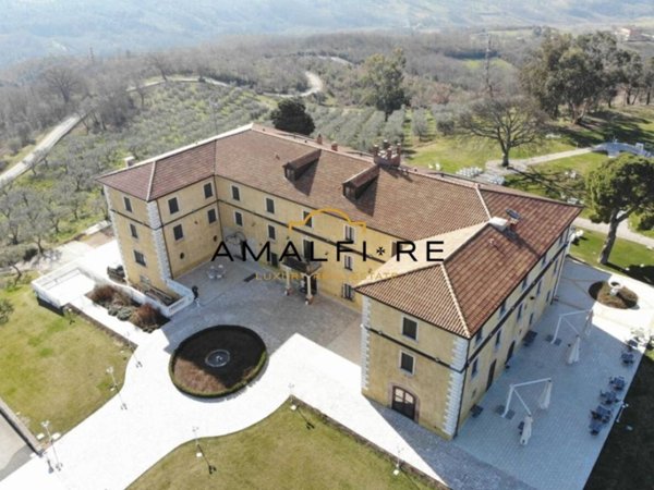 negozio in vendita a Buccino