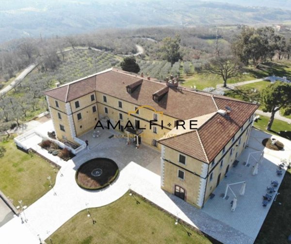 negozio in vendita a Buccino