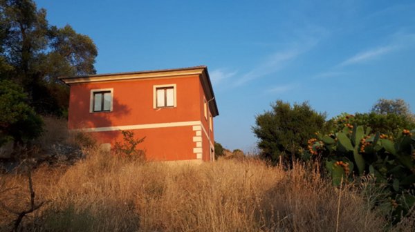 casa indipendente in vendita a Buccino