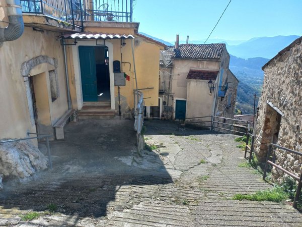 appartamento in vendita a Buccino