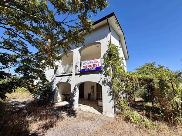 casa indipendente in vendita a Buccino