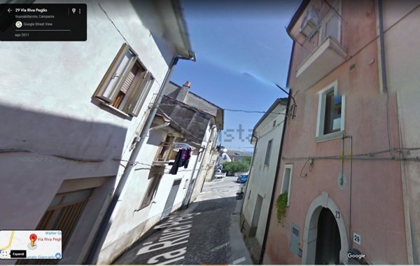 esavano in vendita a Buonabitacolo