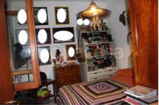 casa indipendente in vendita a Calvanico